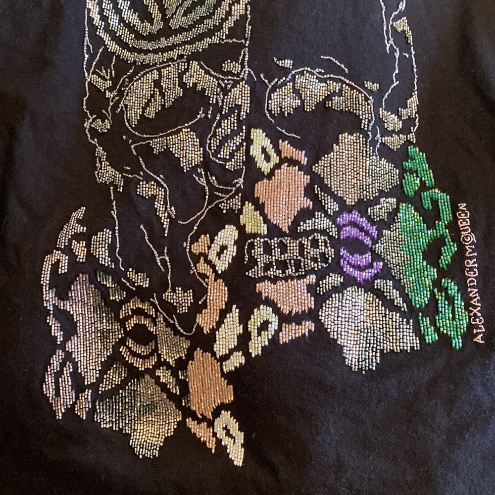 Alexander McQueen Stunning Sparkling Beaded Scull Logo Tee New With Tags - Picture 10 of 16